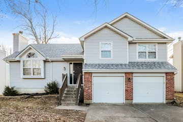 820 NW Rosaceae Dr Blue Springs, MO 64015